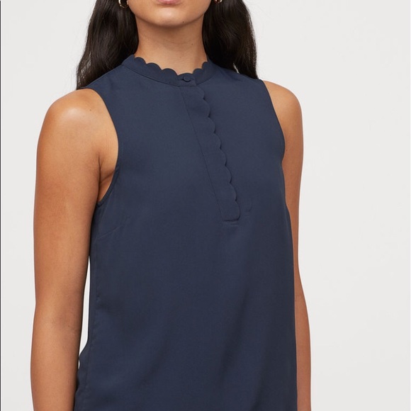H&M Scalloped Trimmed Blouse (NWT) - Picture 2 of 12